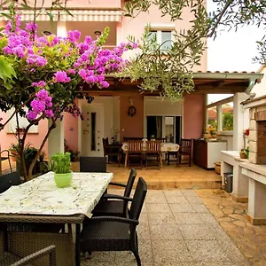 https://apartments-ulika.in-istria.net